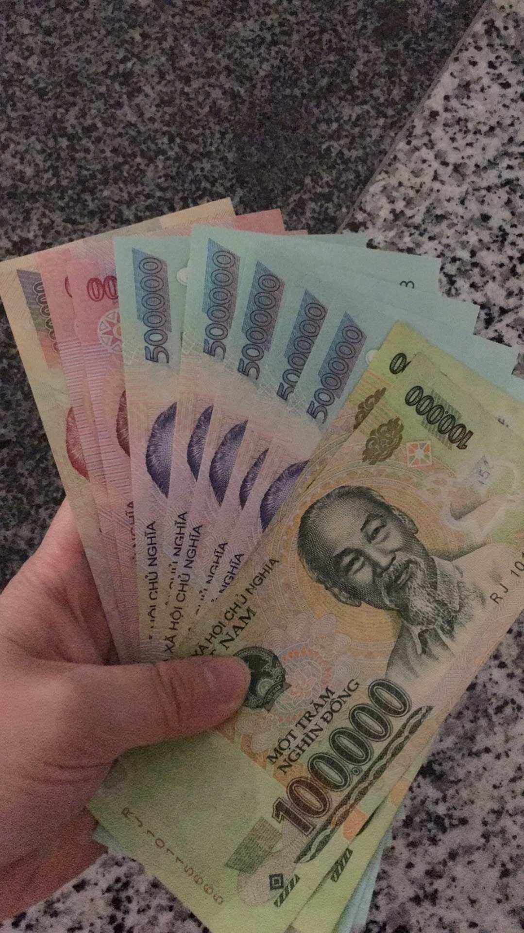 100越南盾对人民币(100越南盾能买多少东西)